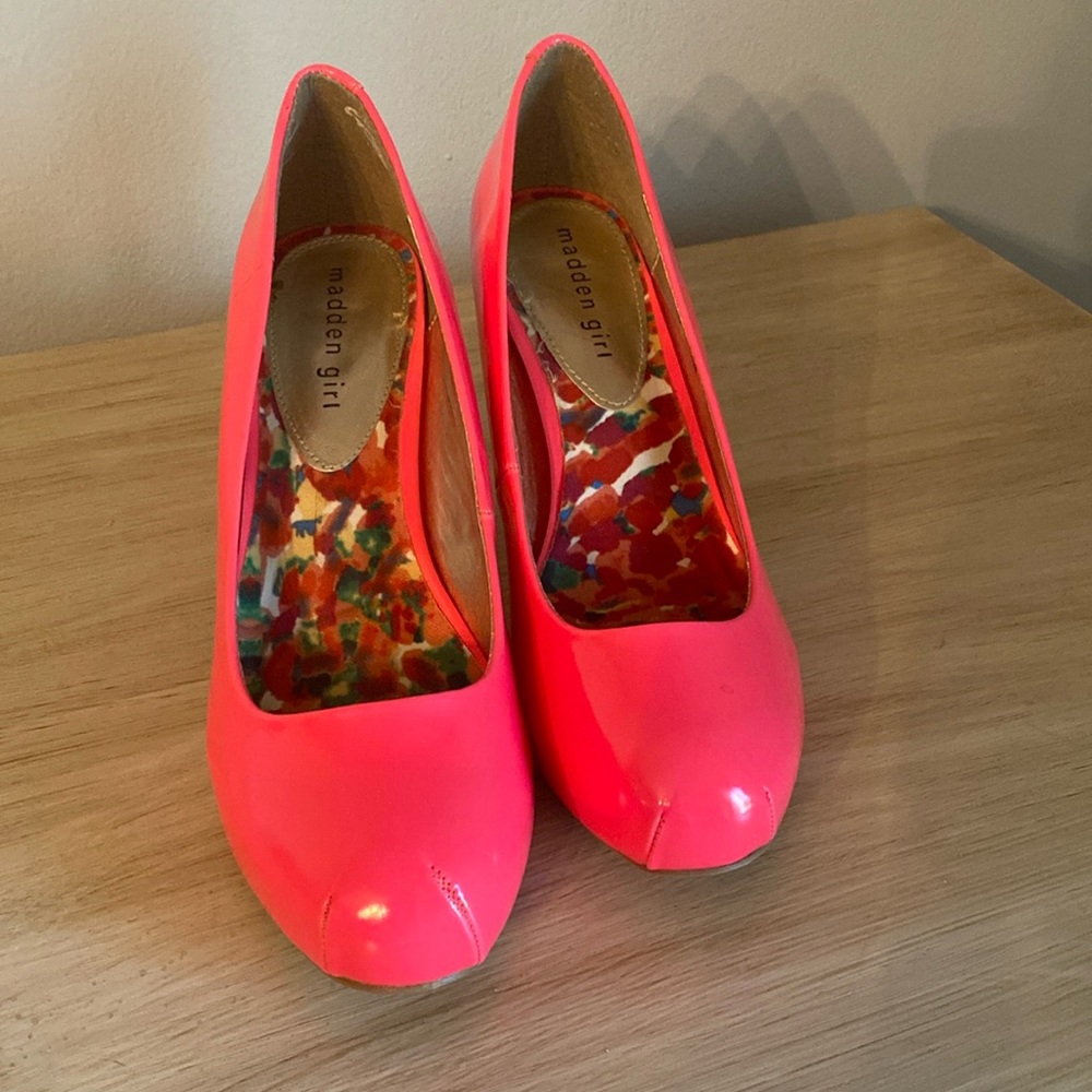 Madden Girl Pumps